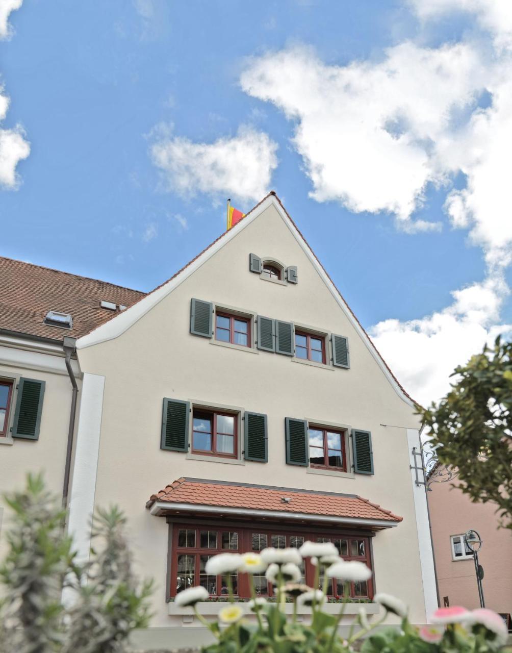 Historisches Gasthaus Hotel Hirschen Horn Gaienhofen  Exteriör bild